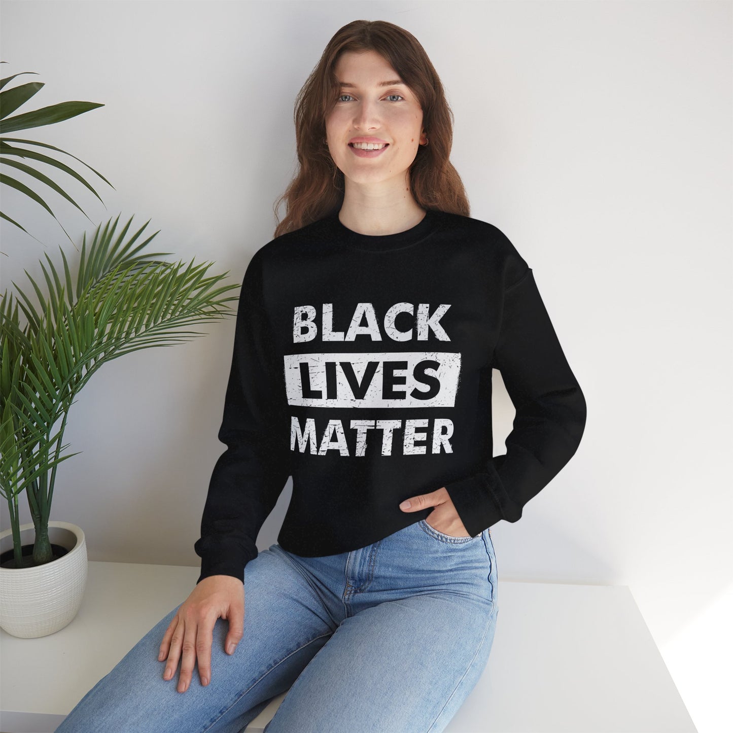 “Black Lives Matter” Unisex Sweatshirt